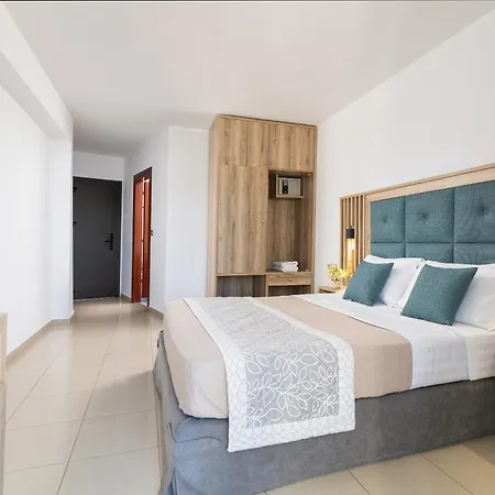 Hotel Porto Koufo 3*