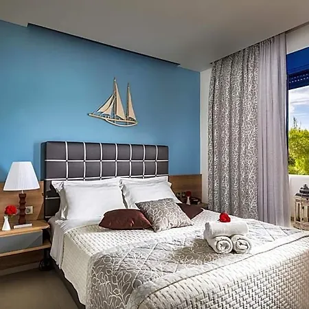 Хотел Hotel Porto Koufo