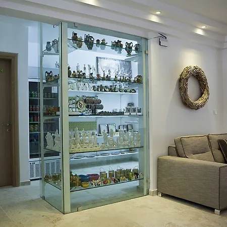 Hotel Porto Koufo מלון