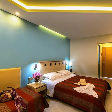 Hotel Porto Koufo ポルト・クウフォ