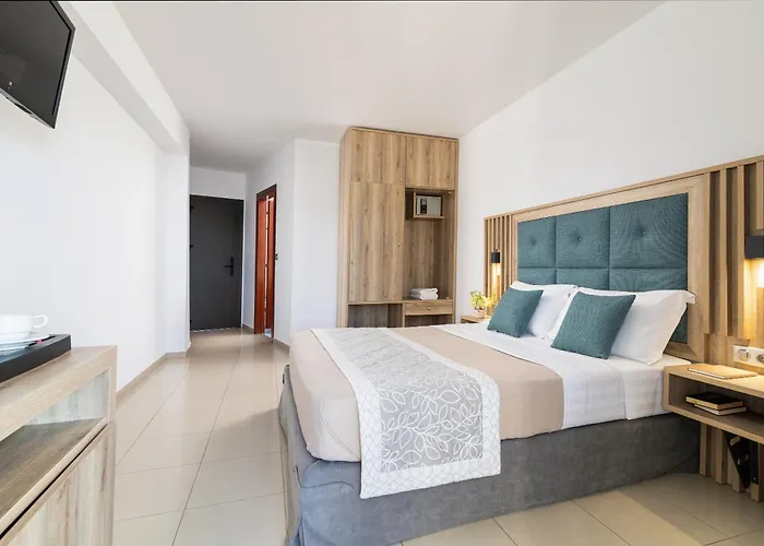Hotel Porto Koufo 3*