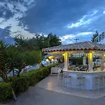 Hotel Porto Koufo Порто-Куфо
