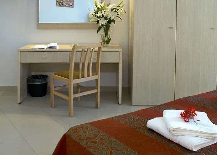 Hotel Porto Koufo 3*